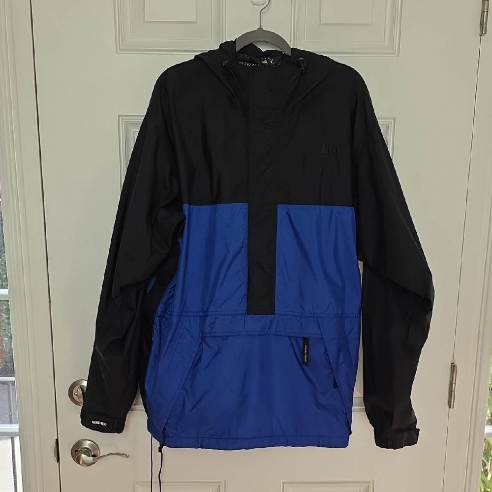 REI Gore-Tex Unisex Black & Blue Hooded Jacket.  Size Large